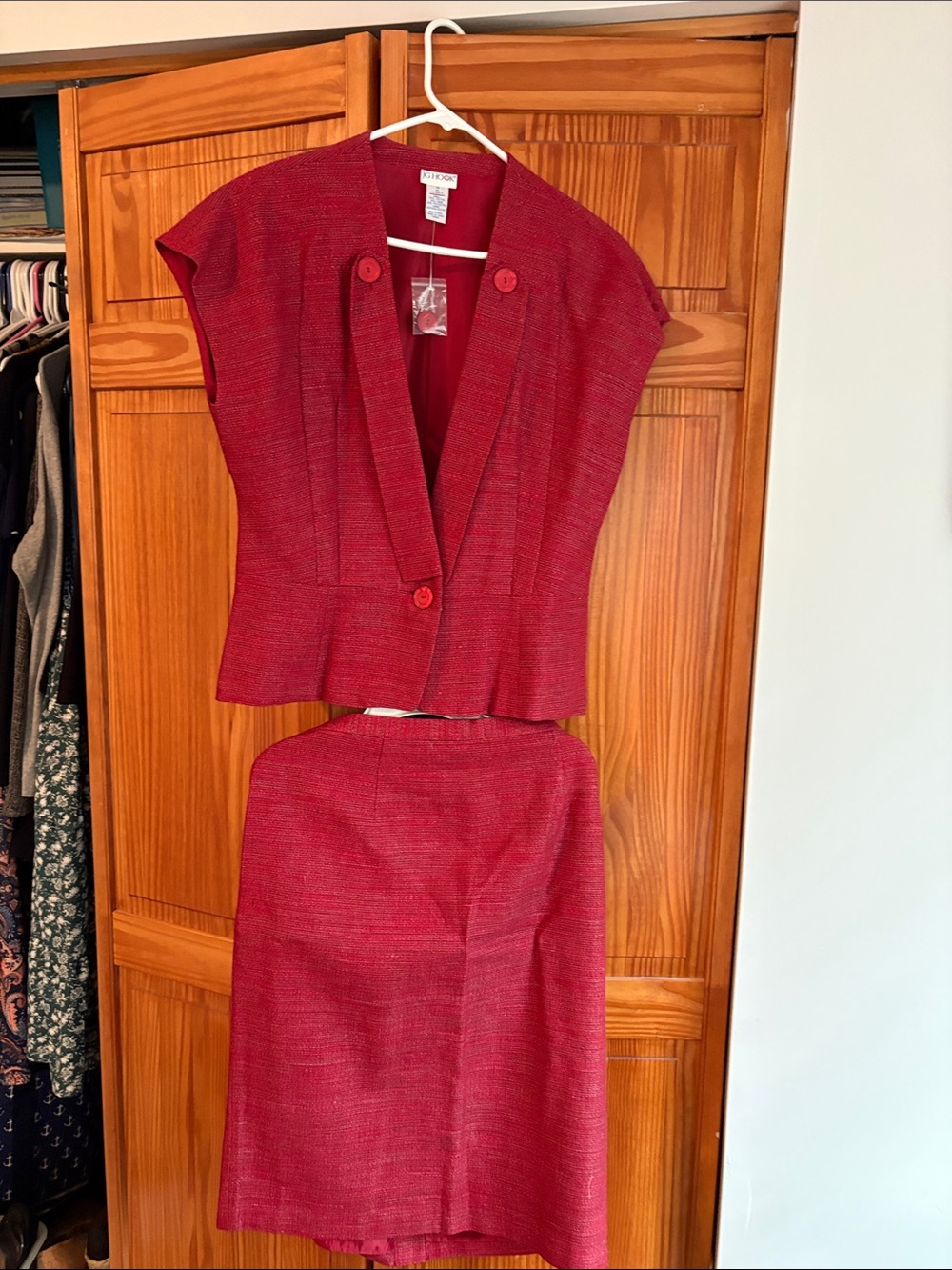 JG Hook Women's Red Tweed Two-Piece Blazer & Skirt Set